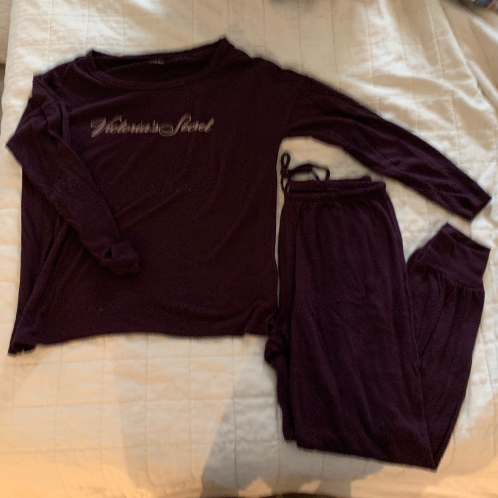 Victoria's Secret Lounge Jogger Set